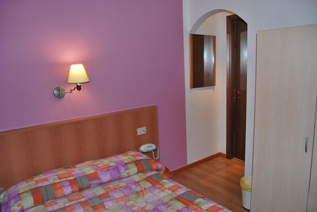 Hotel Alabarda Triëst Buitenkant foto