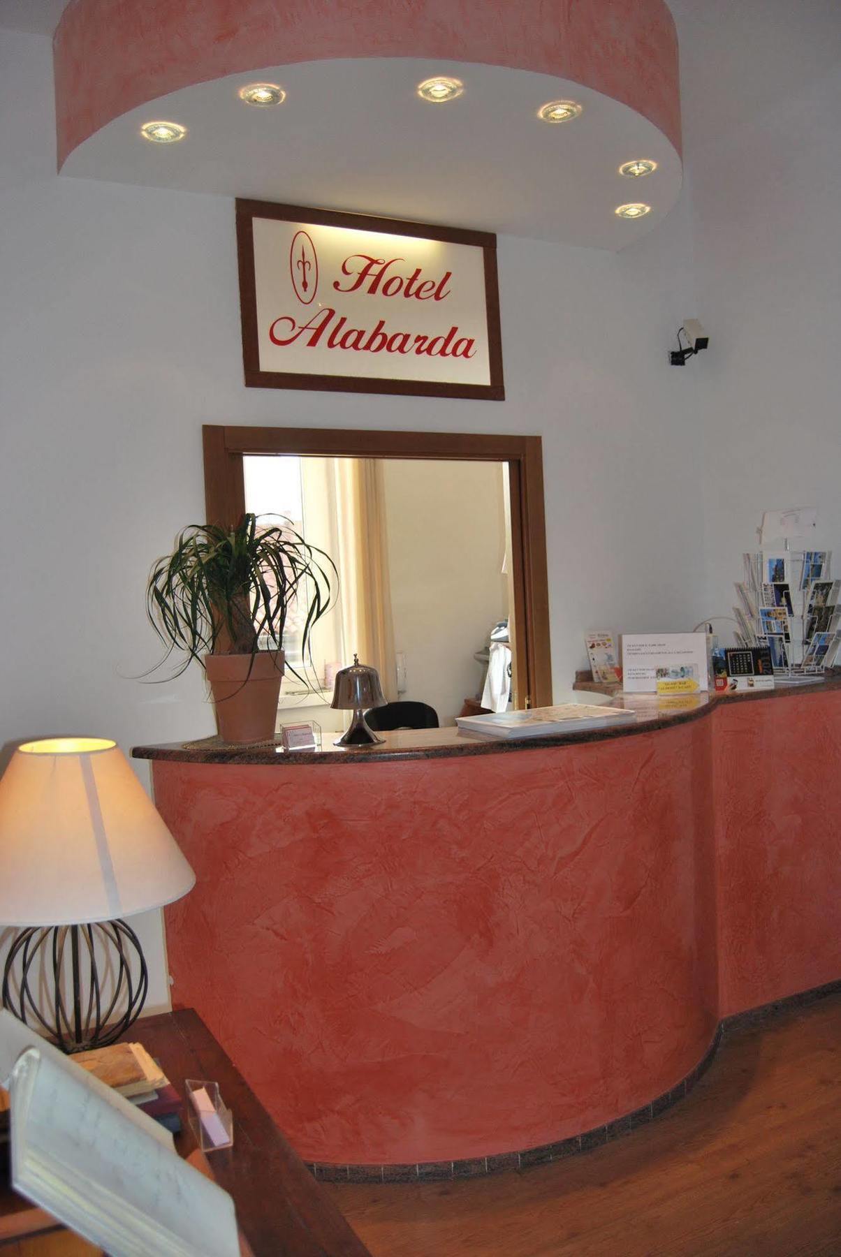 Hotel Alabarda Triëst Buitenkant foto