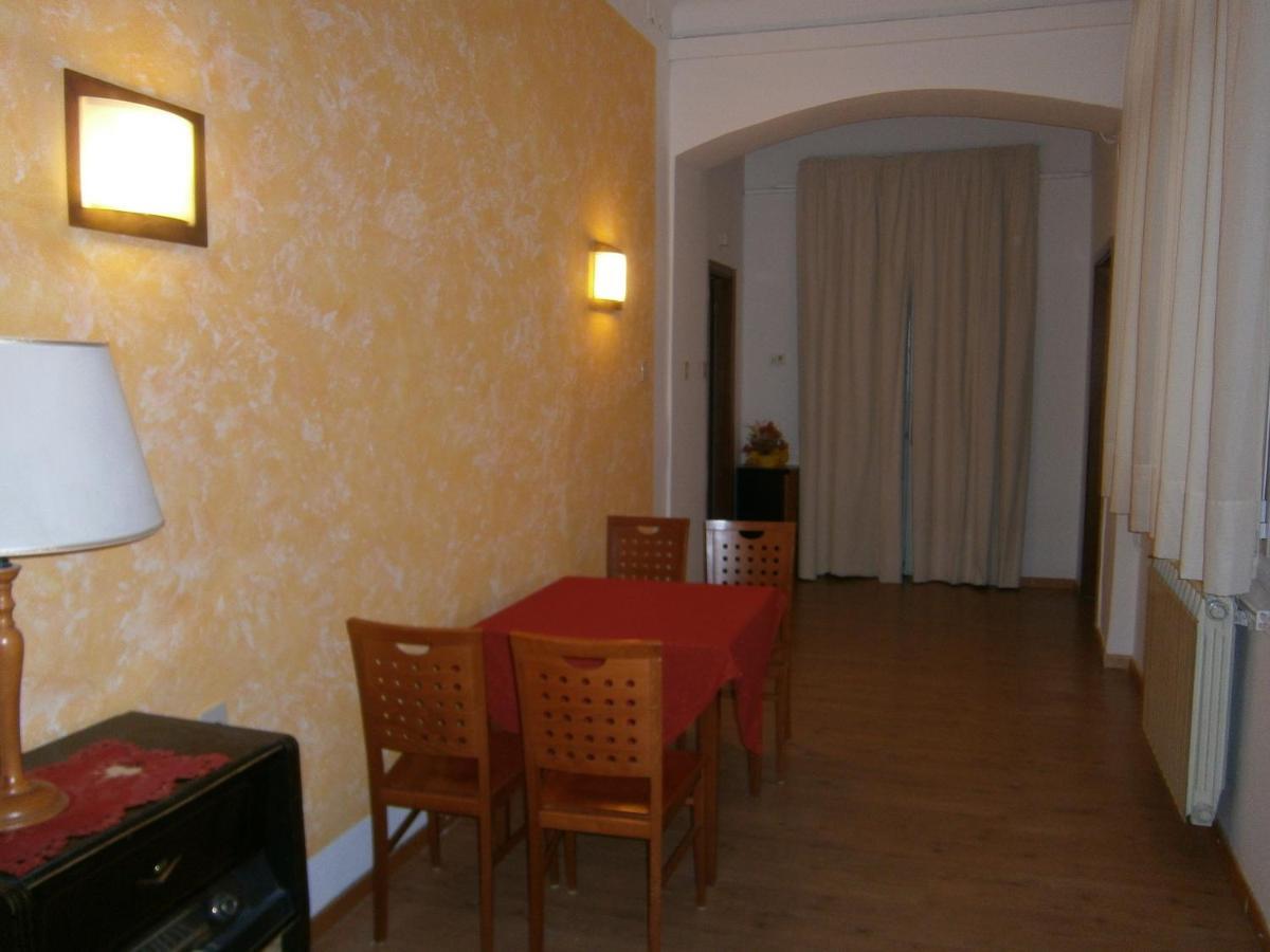 Hotel Alabarda Triëst Buitenkant foto