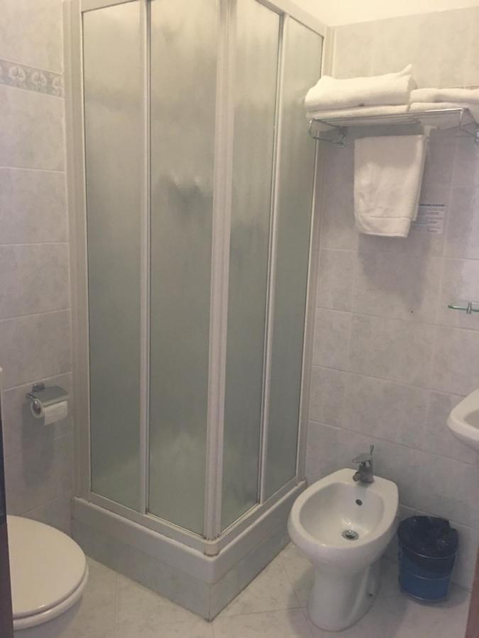 Hotel Alabarda Triëst Buitenkant foto